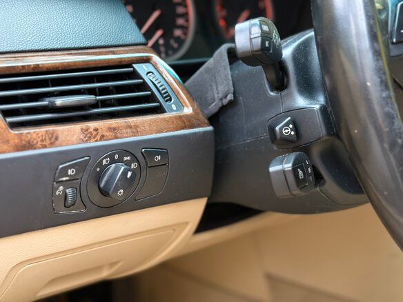 2006 BMW 5 серии 530xi V (E60/E61), чёрный - вид 21