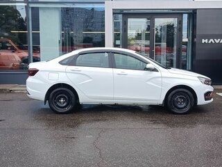 2024 Lada (ВАЗ) Vesta I Рестайлинг (NG), белый, 1179000 рублей, вид 4