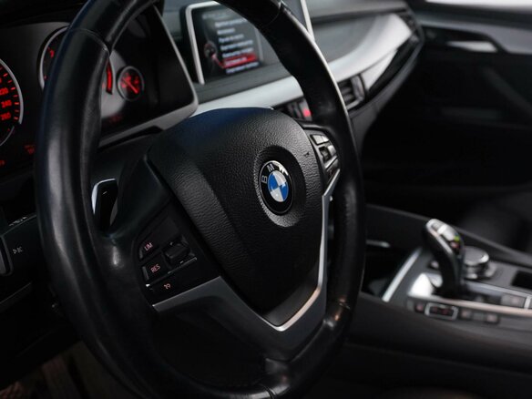 2015 BMW X6 30d II (F16), белый, 2899654 рублей - вид 11