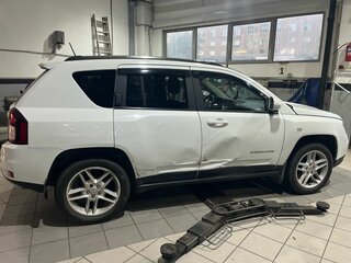 2013 Jeep Compass I Рестайлинг 2, белый, 1490000 рублей, вид 5
