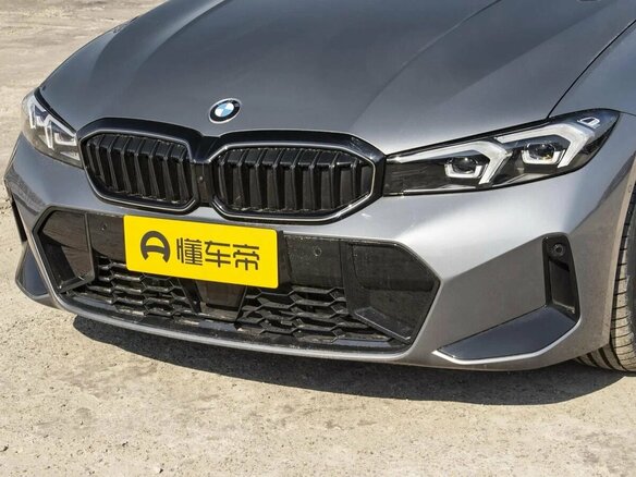 2025 BMW 3 серии 330i VII (G2x) Рестайлинг 2, серебристый, 5668000 рублей - вид 1