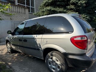 2005 Dodge Caravan IV, серебристый, 570000 рублей, вид 3
