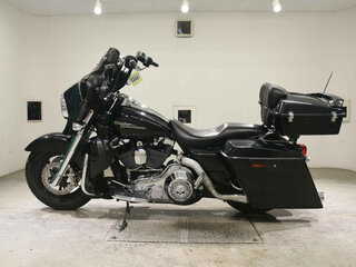 2006 Harley-Davidson Street Glide, чёрный, 660000 рублей, вид 2