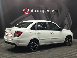 2026 Lada (ВАЗ) Granta I Рестайлинг, белый, 1290000 рублей, вид 5