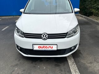 2012 Volkswagen Touran I Рестайлинг 2, белый, 1100000 рублей, вид 1