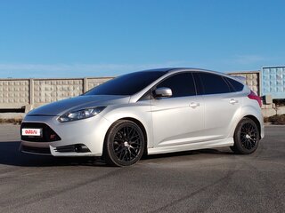 2012 Ford Focus III, серебристый, 680000 рублей, вид 1