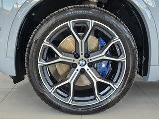 2025 BMW X5 40i IV (G05/G18) Рестайлинг, серый, 14150000 рублей, вид 3