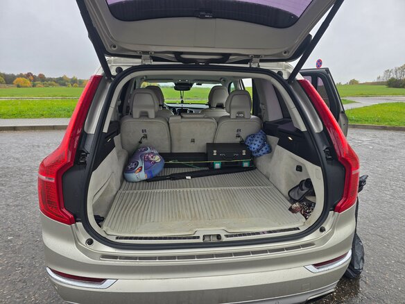 2016 Volvo XC90 II, бежевый, 3650000 рублей - вид 10