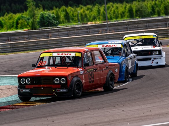 1986 Спортивные авто и реплики GT & Touring, красный, 1500000 рублей - вид 10