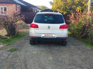 2012 Volkswagen Tiguan I Рестайлинг, серебристый, 1600000 рублей, вид 3