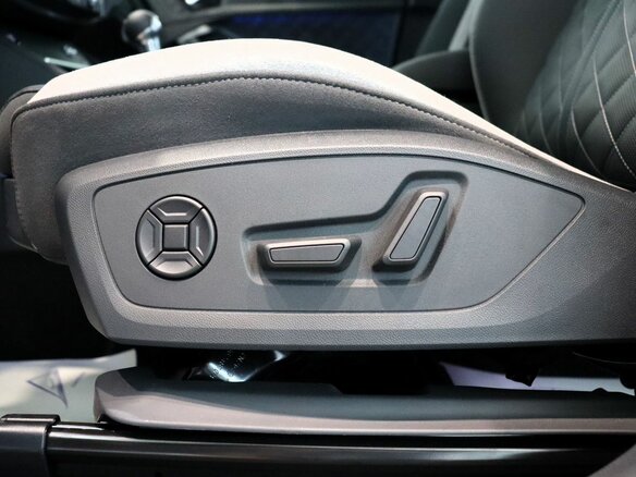 2026 Audi Q3 35 TFSI II (F3), белый, 4400000 рублей - вид 12