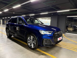 2022 Audi Q7 55 TFSI II (4M) Рестайлинг, синий, 9000000 рублей, вид 4