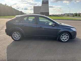 2008 Ford Focus II Рестайлинг, серый, 430000 рублей, вид 4
