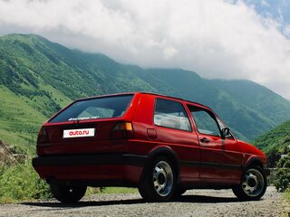 1987 Volkswagen Golf II, красный, 550000 рублей, вид 3
