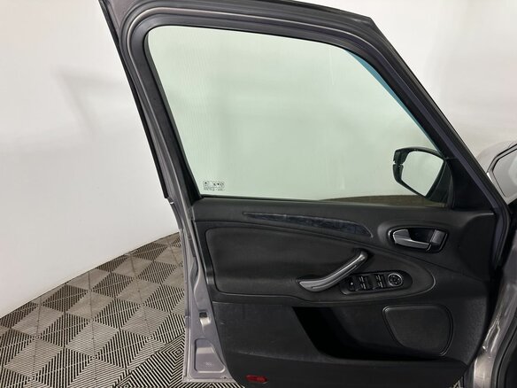 2012 Ford Galaxy II Рестайлинг, коричневый, 730000 рублей - вид 7