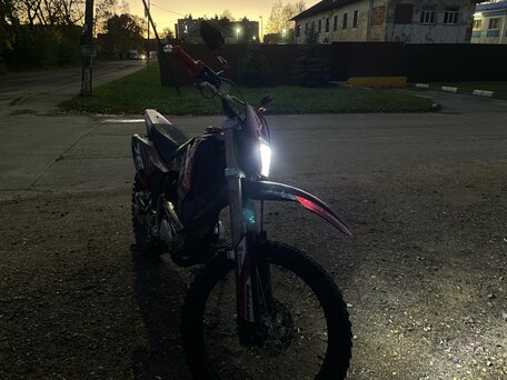2024 Motoland XR250, красный, 125000 рублей, вид 1