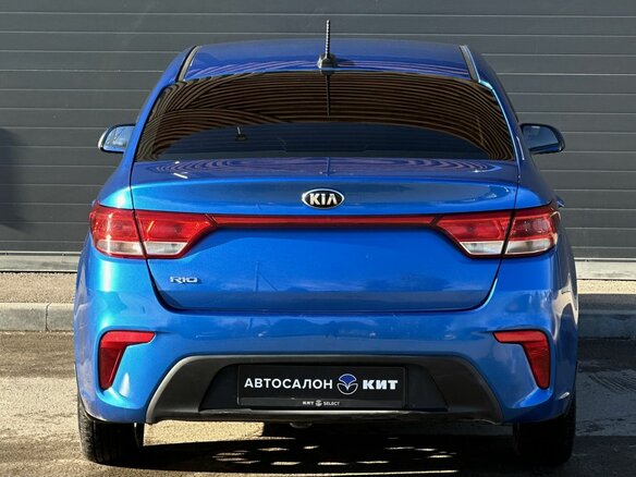 2018 Kia Rio IV, синий, 1289000 рублей - вид 4
