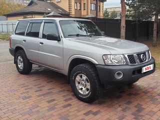 2011 Nissan Patrol V (Y61) Рестайлинг, серый, 3100000 рублей, вид 3