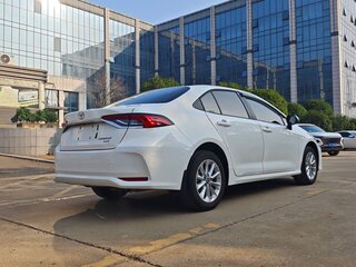 2022 Toyota Corolla XII (E210), белый, 1562000 рублей, вид 5