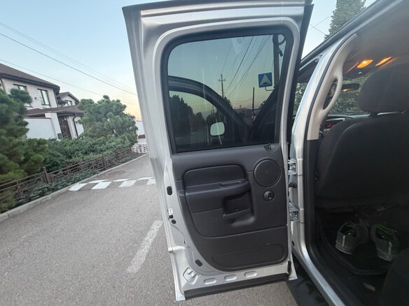 2005 Dodge RAM III (DR/DH), серебристый, 2449000 рублей - вид 13