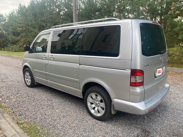2005 Volkswagen Multivan T5, серебристый, 1400000 рублей - вид 4