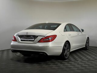 2011 Mercedes-Benz CLS 350 II (C218), белый, 1900000 рублей, вид 4