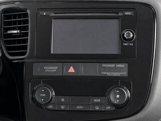 2018 Mitsubishi Outlander III Рестайлинг 2, серый, 1679000 рублей, вид 4