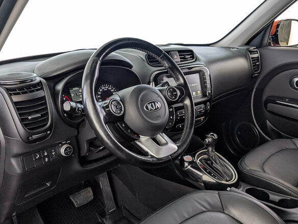 2018 Kia Soul II Рестайлинг, оранжевый - вид 14