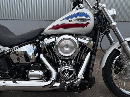 2026 Harley-Davidson Super Glide, белый, 2790000 рублей, вид 3