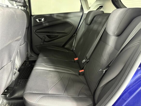2015 Ford Fiesta Mk6 Рестайлинг, синий, 669000 рублей - вид 15