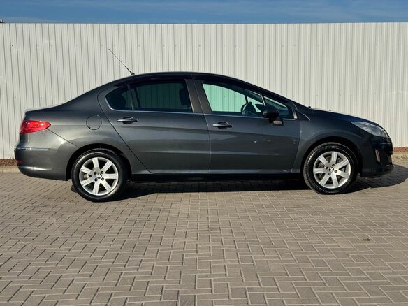 2013 Peugeot 408 I, серый, 725000 рублей - вид 5