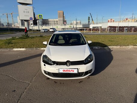 2012 Volkswagen Golf VI, белый, 700000 рублей, вид 4