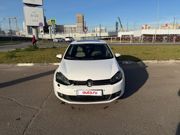 2012 Volkswagen Golf VI, белый, 700000 рублей - вид 3
