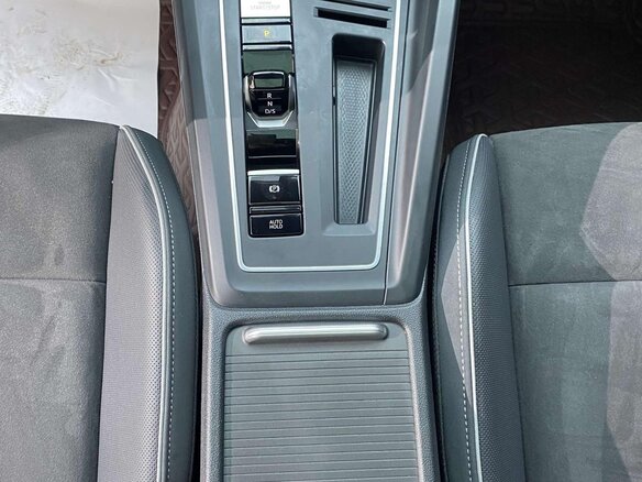 2023 Volkswagen Golf VIII, голубой, 1670000 рублей - вид 13
