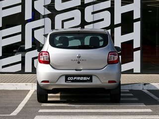 2019 Renault Sandero II Рестайлинг, серебристый, 1059000 рублей, вид 4