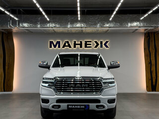 2021 Ram 1500 Crew Cab V, белый, 7000000 рублей, вид 2
