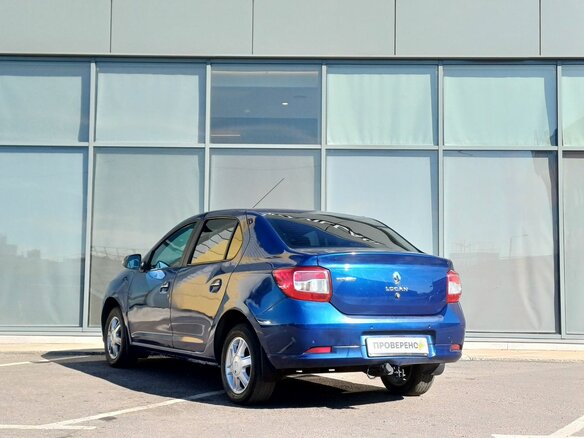 2015 Renault Logan II, синий, 595000 рублей - вид 3