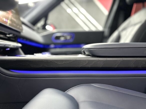 2026 Zeekr 9X 55 kWh (до 3.5 т), чёрный, 11990000 рублей - вид 15