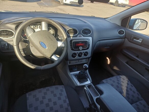 2009 Ford Focus II Рестайлинг, серый, 430000 рублей - вид 14