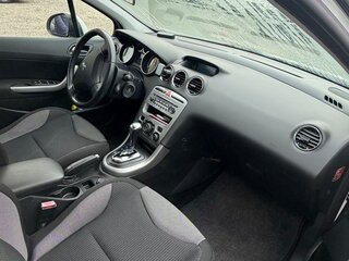 2011 Peugeot 308 I, белый, 650000 рублей, вид 4