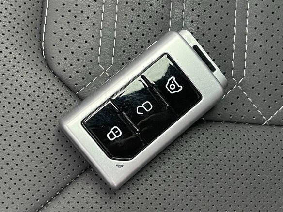 2026 212 Explorer 01, чёрный, 4200000 рублей - вид 8