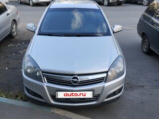 2013 Opel Astra H Рестайлинг, серебристый, 570000 рублей, вид 2