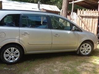 2010 Opel Zafira B Рестайлинг, серый, 750000 рублей, вид 4