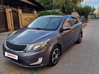 2013 Kia Rio 4-speed III, серый, 850000 рублей, вид 1