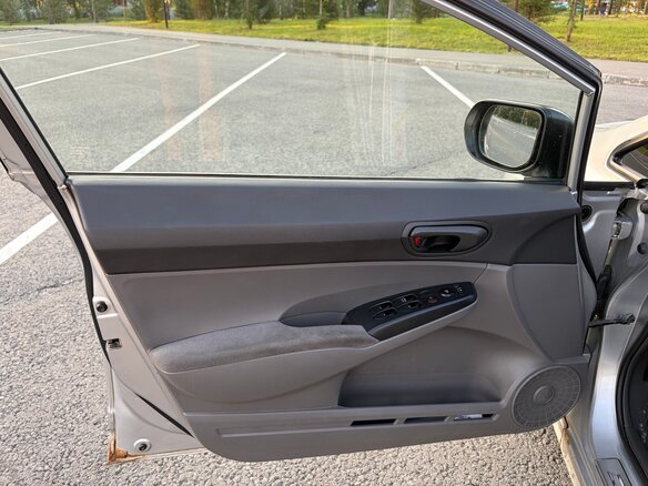 2006 Honda Civic VIII, серебристый - вид 14