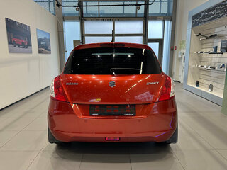 2011 Suzuki Swift IV, красный, 820000 рублей, вид 5