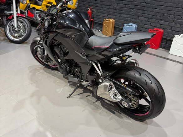 2017 Kawasaki Z 1000, чёрный, 845000 рублей - вид 9