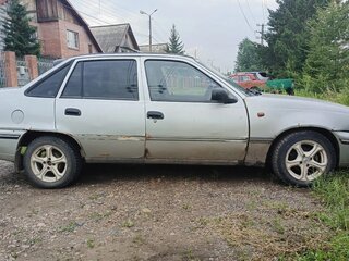 2004 Daewoo Nexia I, серебристый, 75000 рублей, вид 4