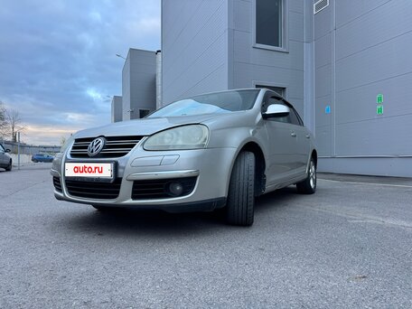 2008 Volkswagen Jetta V, бежевый, 640000 рублей, вид 2