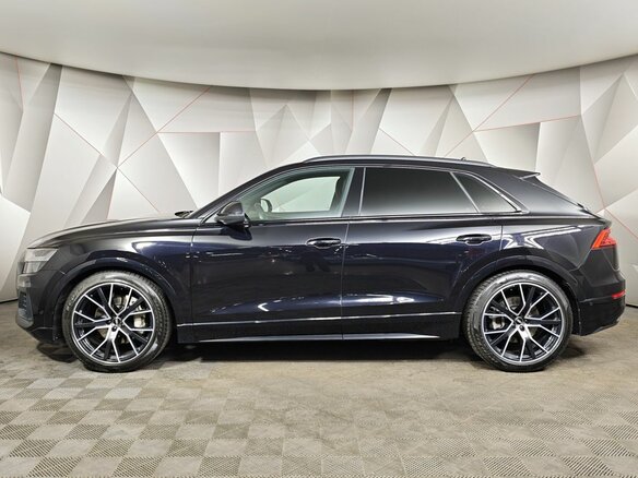 2019 Audi Q8 55 TFSI I (4M), чёрный, 6150000 рублей - вид 4